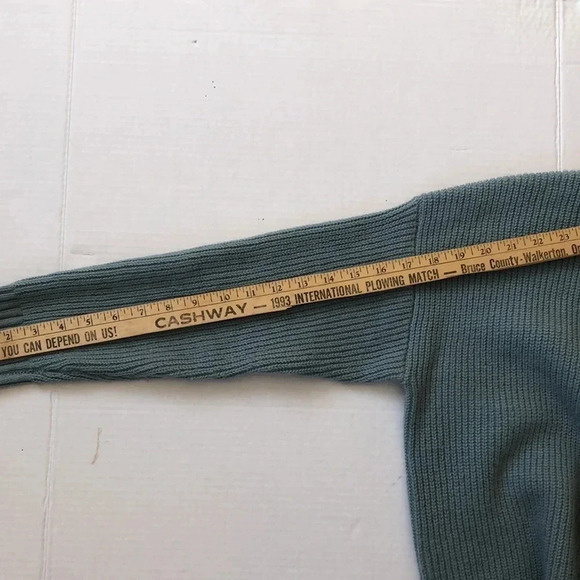 Knit  Turtleneck Sweater - Picture 9 of 9